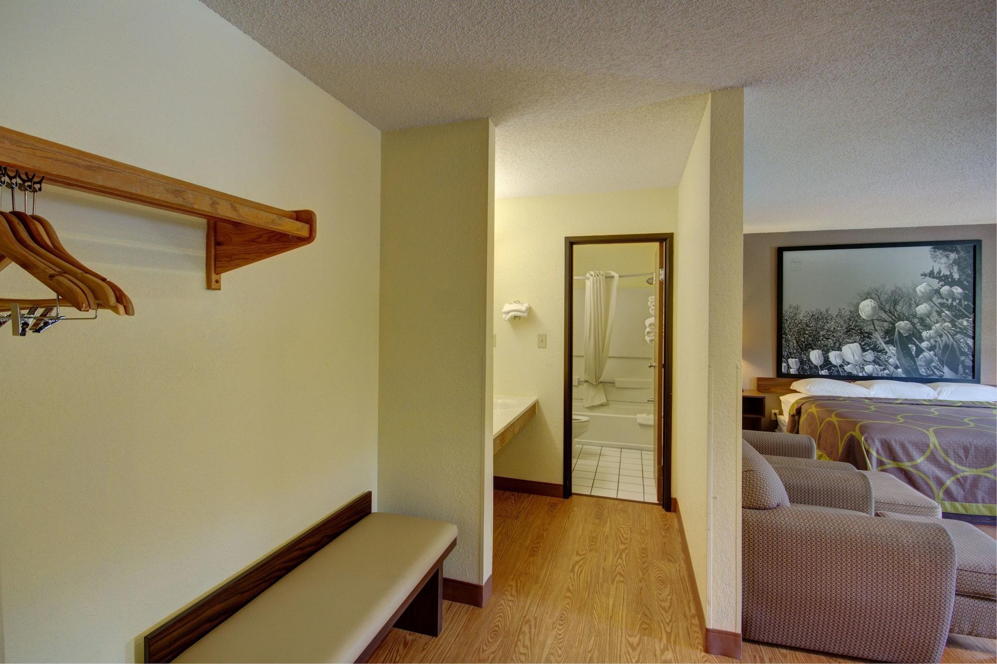 Super 8 By Wyndham 2*
