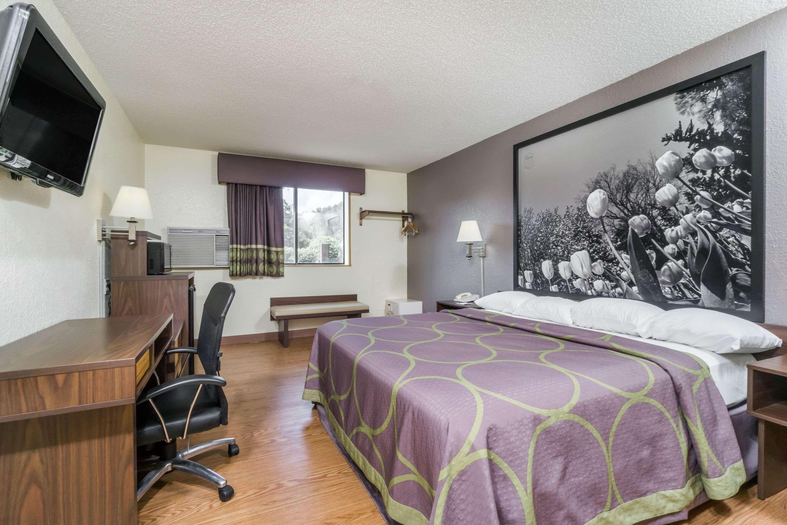 Motel Super 8 By Wyndham 2*