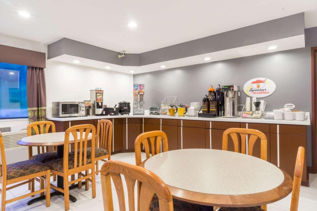 Super 8 By Wyndham 2*