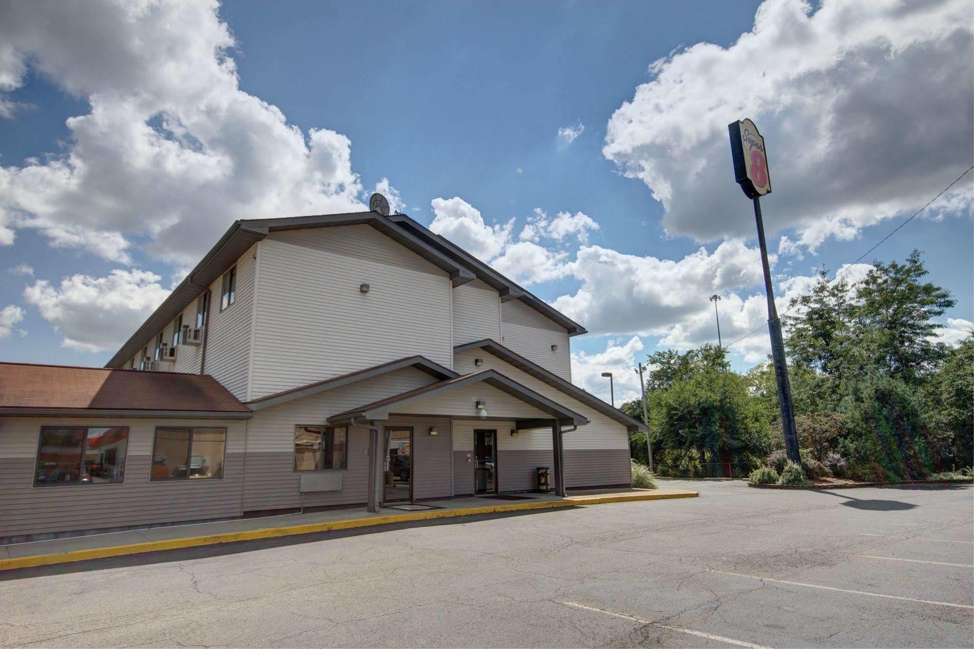 Super 8 By Wyndham