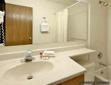 Motel Super 8 By Wyndham